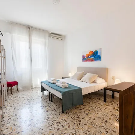 The Luxor - Sanctis Appartement